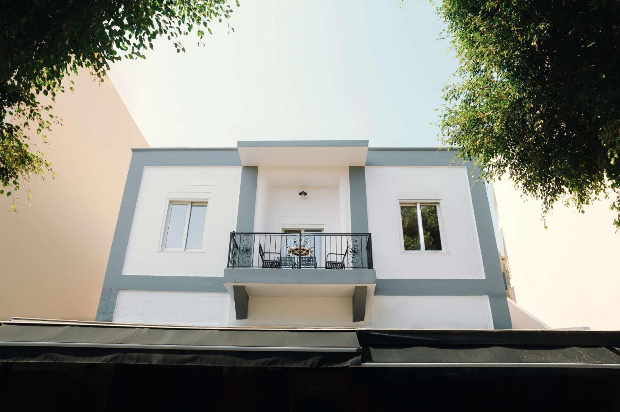 Apartment Mandilara *